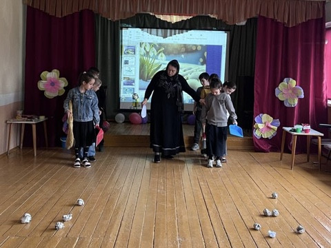 "Весна - пора чудес"