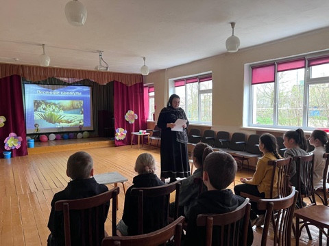 "Весна - пора чудес"