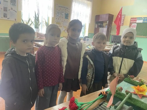 "День Победы, как он был для нас далёк..."