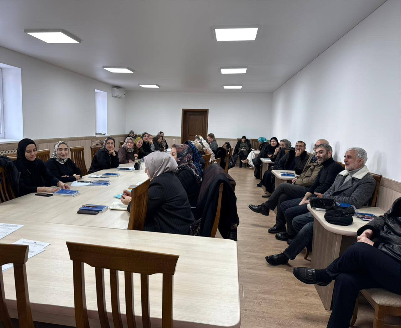 05.02.2026г. В конференц зале Управления образования г.Хасавюрт провели совещание органов Хасавюртовской городской организации Общероссийского Профсоюза работников образования.