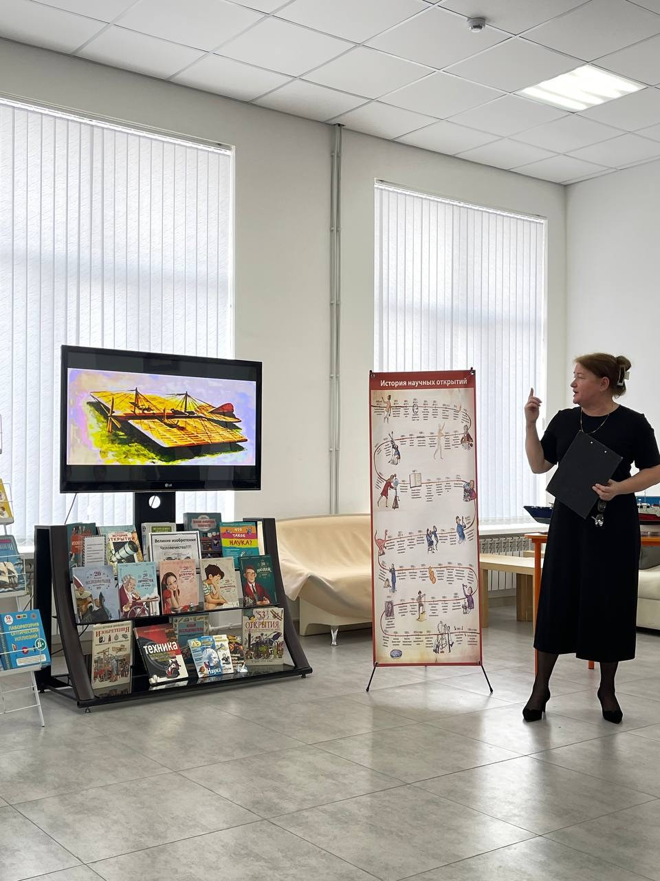 22.01.2026г.На базе МКУК ЦБС "Городской центральной библиотеке им. Расула Гамзатова", прошел день науки и техники, где МКУ ДО "ЦТТ" принял участие выставив выставку работ и представив мастер-класс.