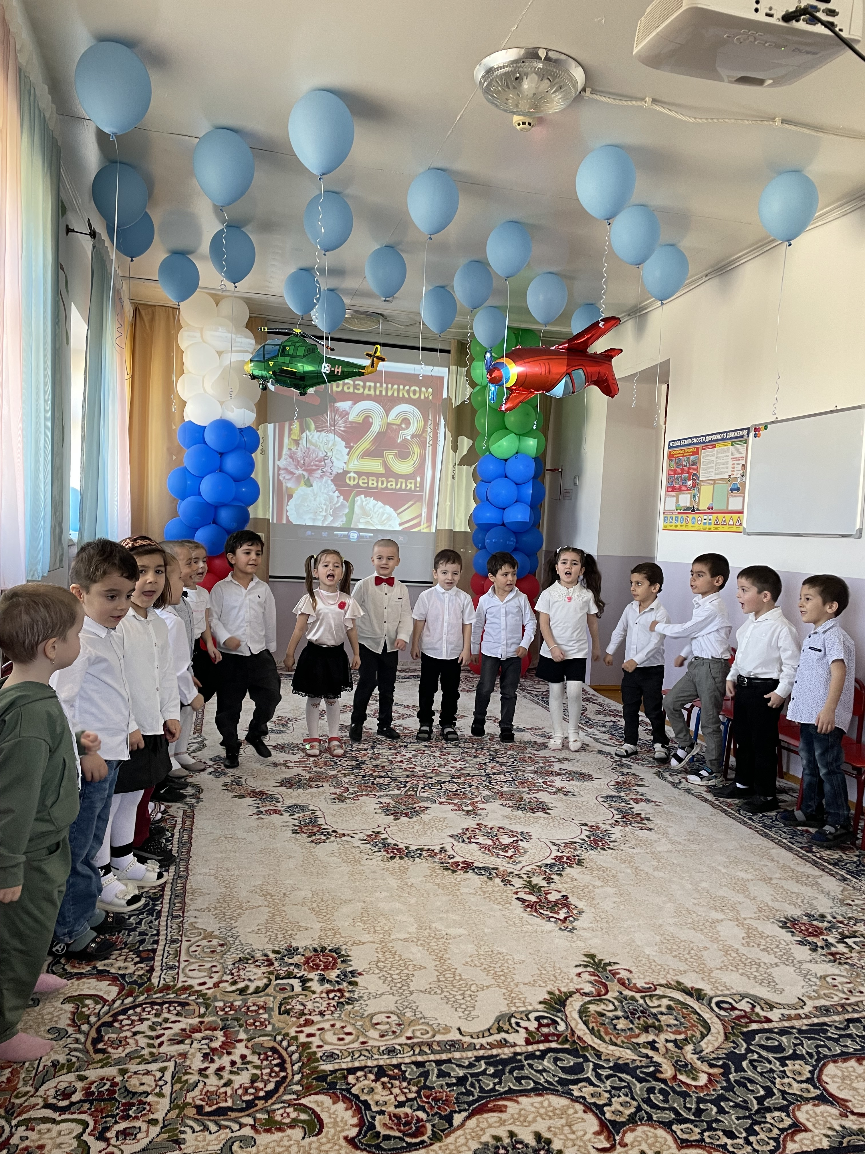 В нашем детском саду прошел праздник, посвященный 23 февраля.