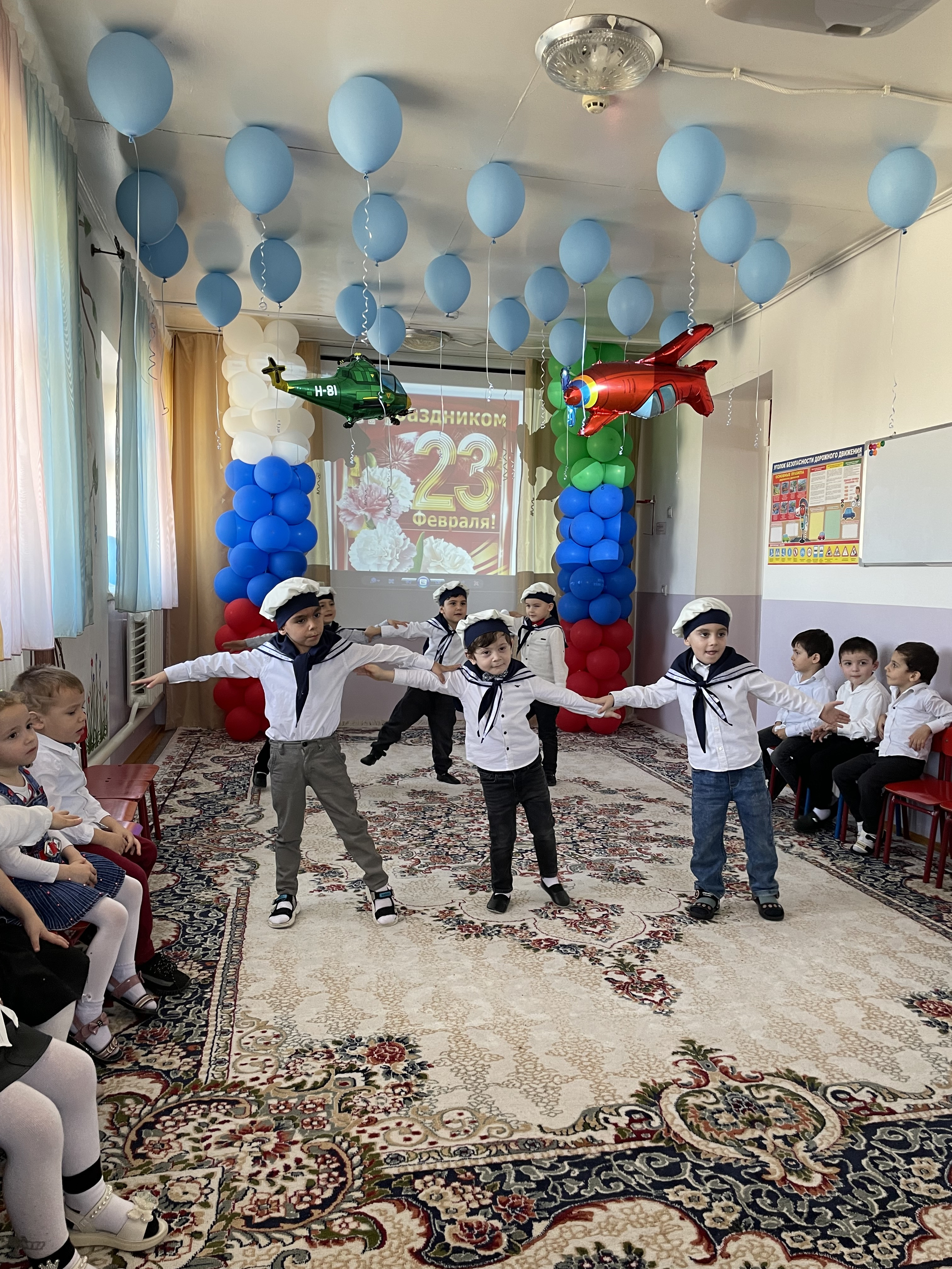 В нашем детском саду прошел праздник, посвященный 23 февраля.