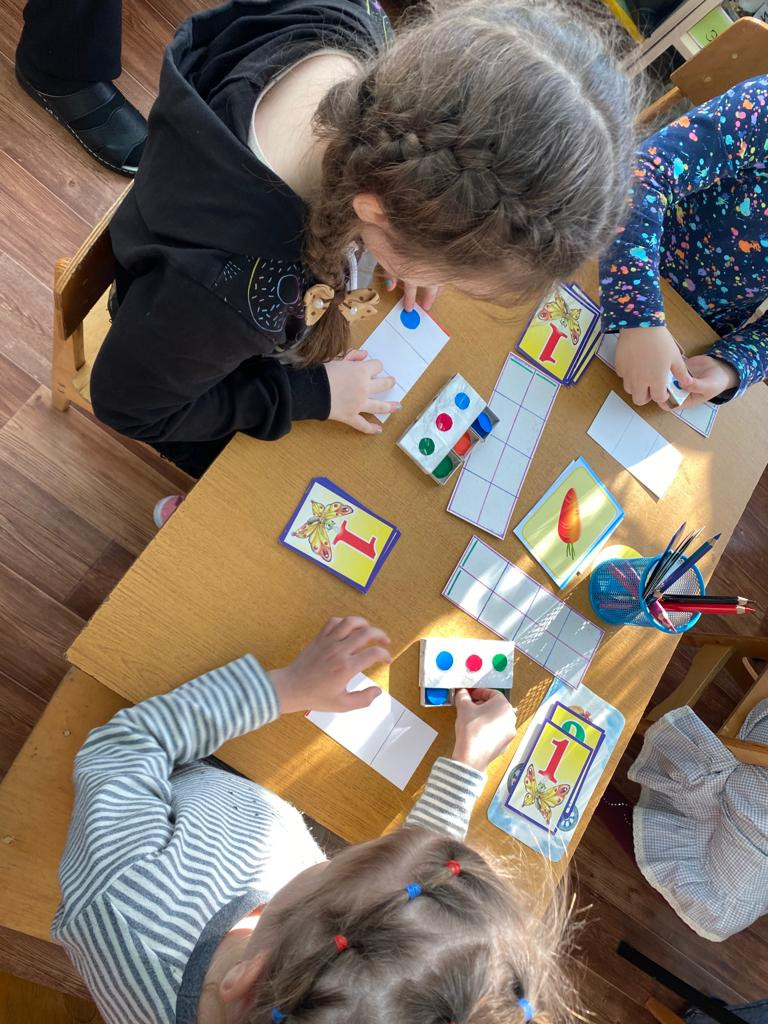 26.01.2023г в Подготовительной группе под руководством воспитателя Касумовой Г.М. прошло Открытое занятие по *Обучению грамоте*