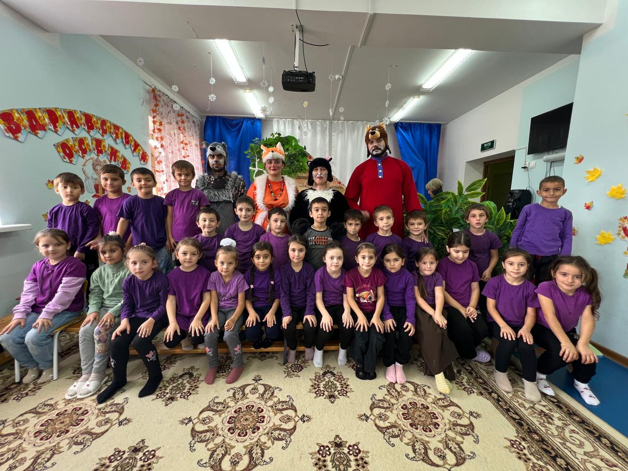 К нам приехал театр