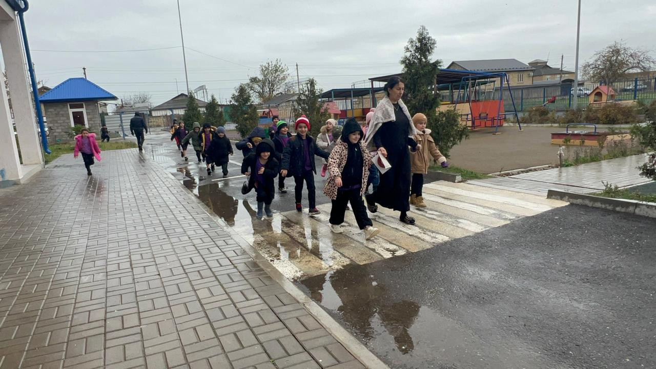 Очередная учебно-тренировочная эвакуация воспитанников и сотрудников из здания детского сада