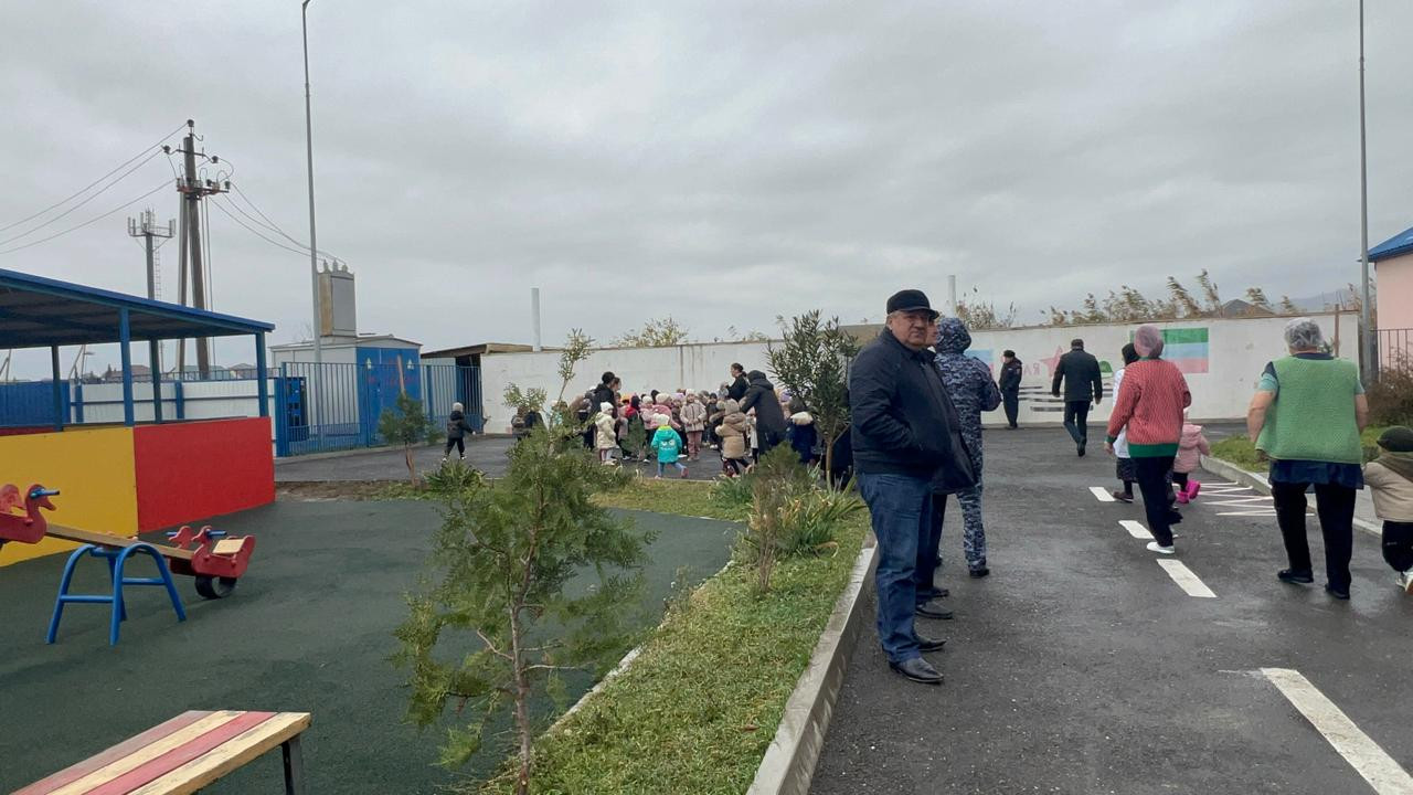 Очередная учебно-тренировочная эвакуация воспитанников и сотрудников из здания детского сада