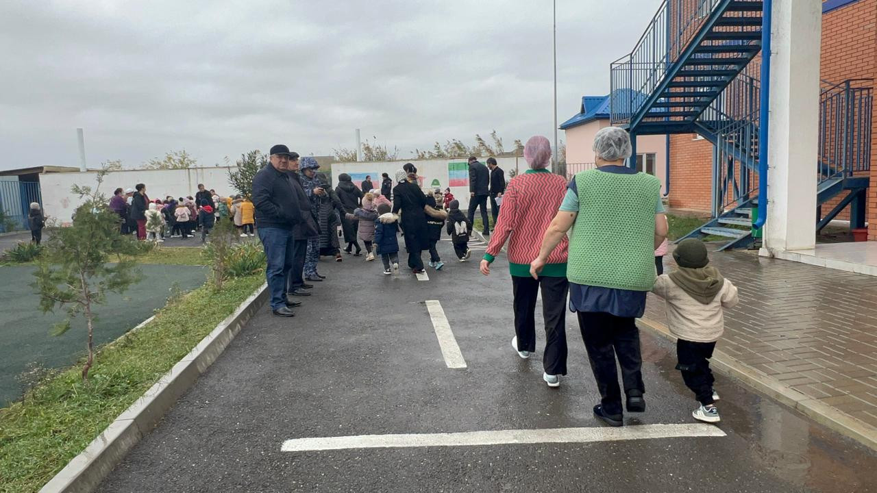 Очередная учебно-тренировочная эвакуация воспитанников и сотрудников из здания детского сада