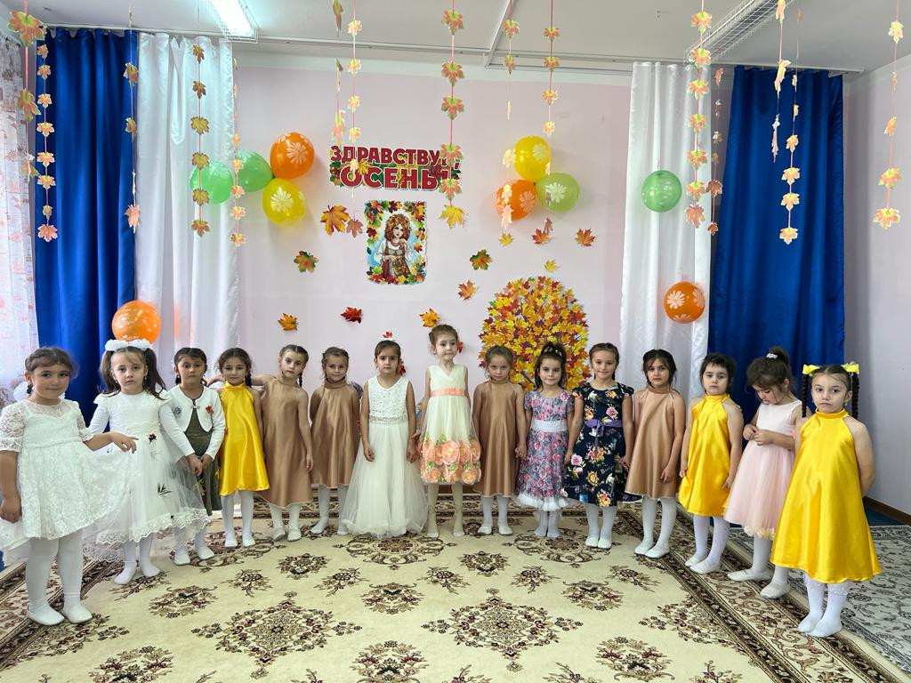 Подготовительная  группа "Капелька"