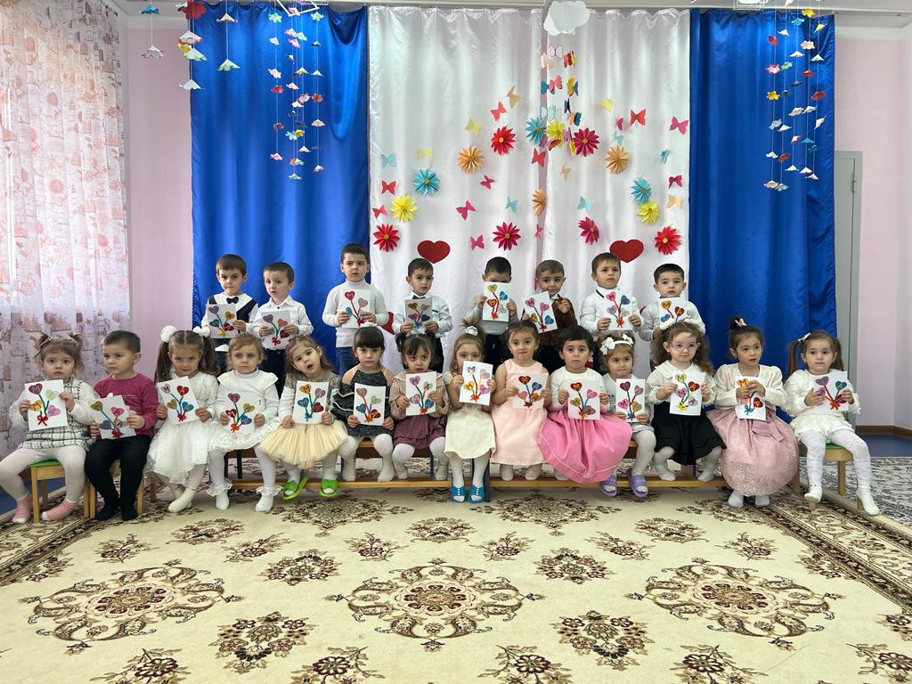 Наша  группа называется «РУЧЕЕК».