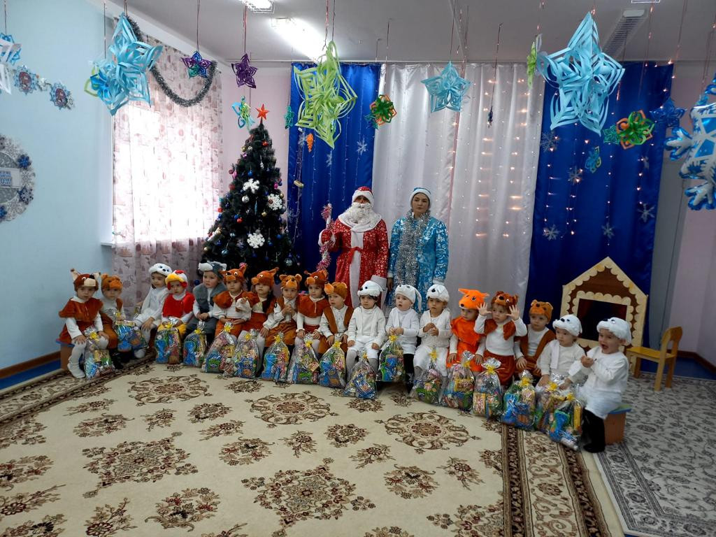 Наша  группа называется «СОЛНЫШКО