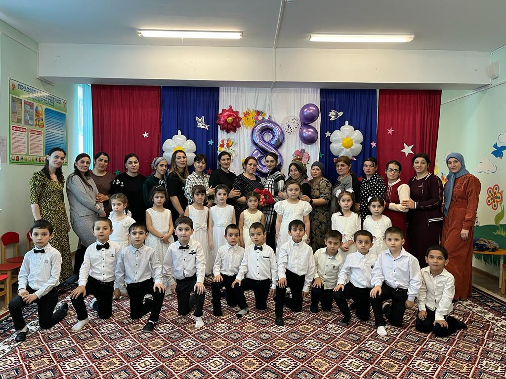 8 МАРТА В СТАРШЕЙ ГРУППЕ