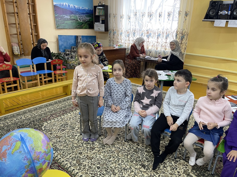Ко Дню Российского герба