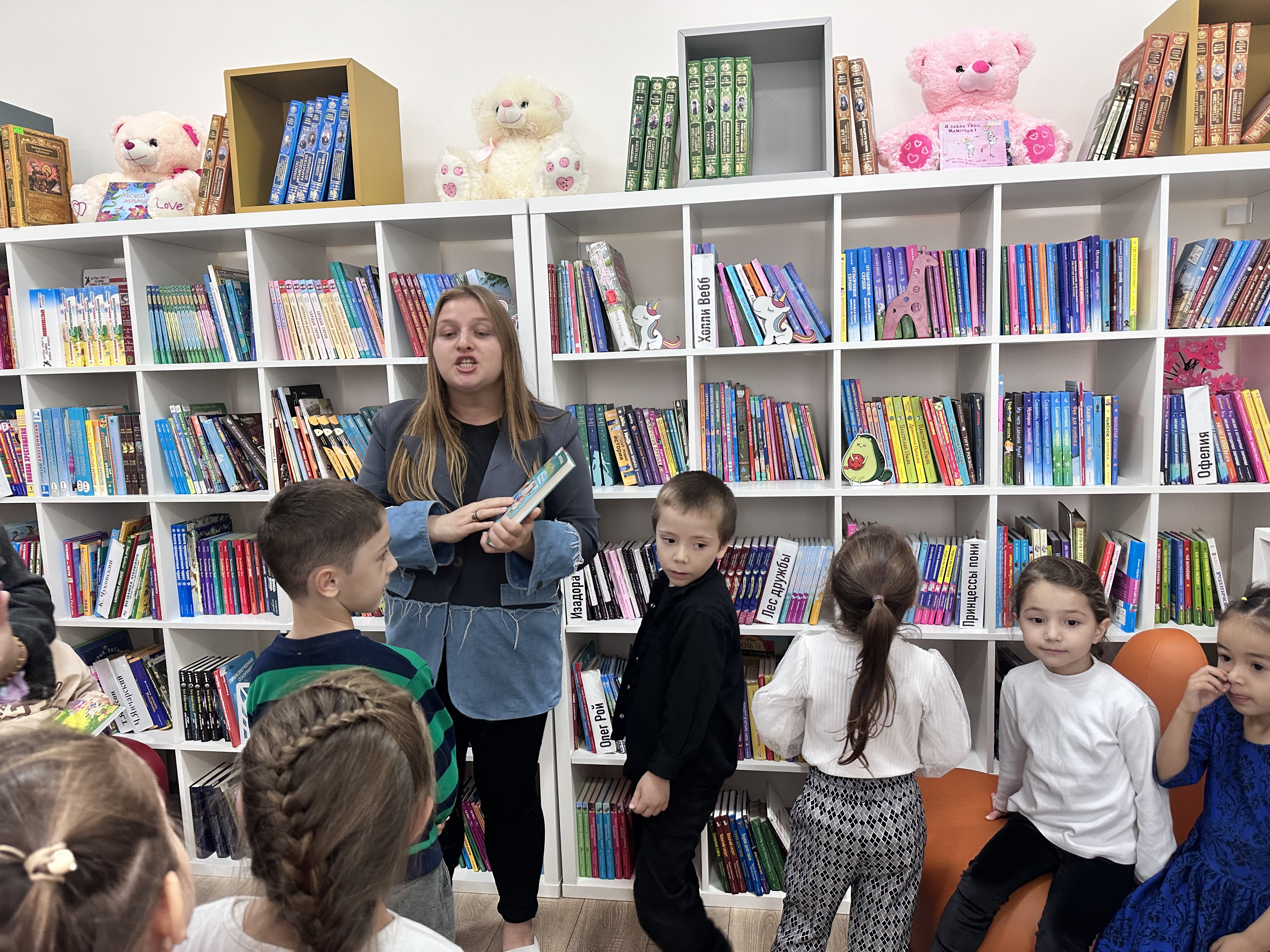 Экскурсия в городскую детскую библиотеку