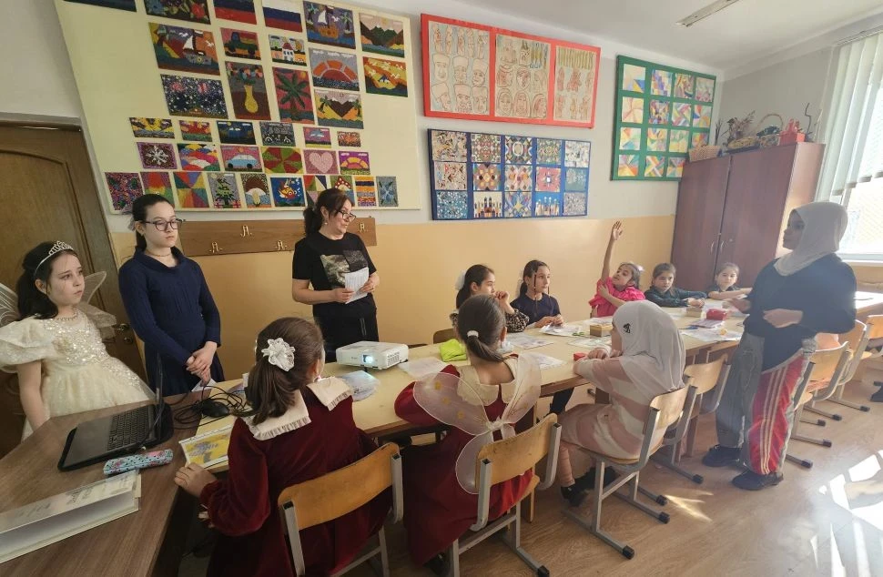 Открытое занятие в творческом объединении "Умелые руки"