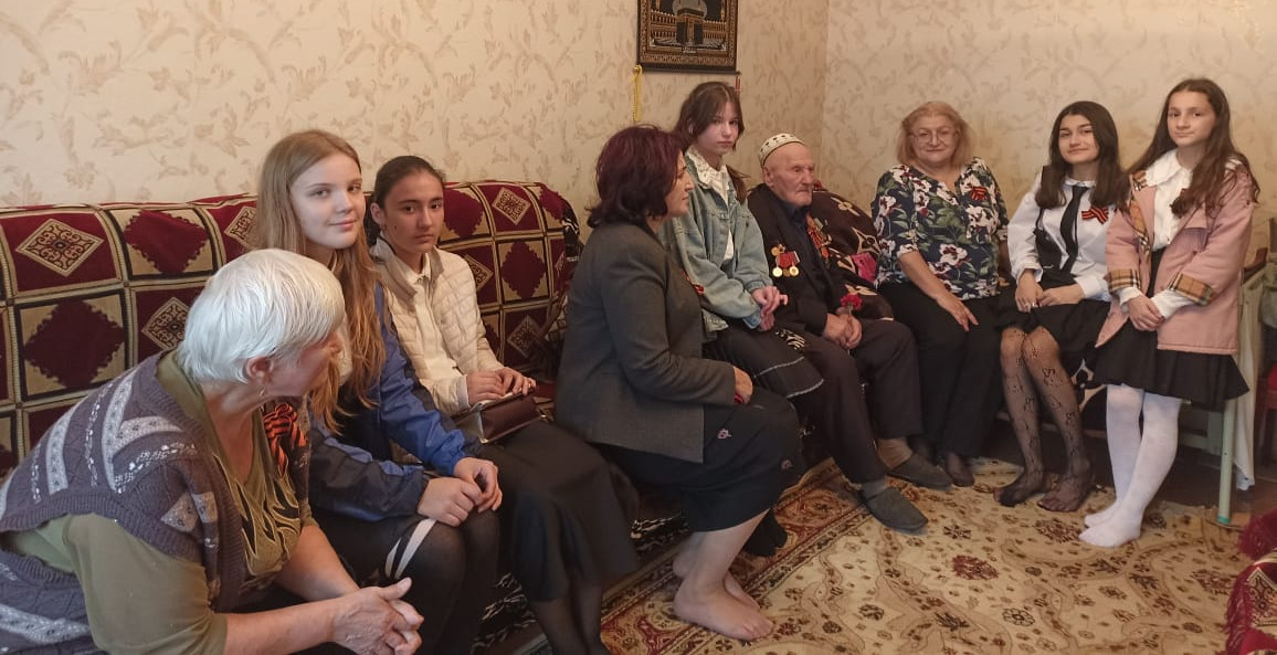 В ГОСТИ К ВЕТЕРАНУ