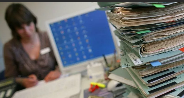 О снижении бюрократической нагрузки учителей О снижении бюрократической нагрузки учителей