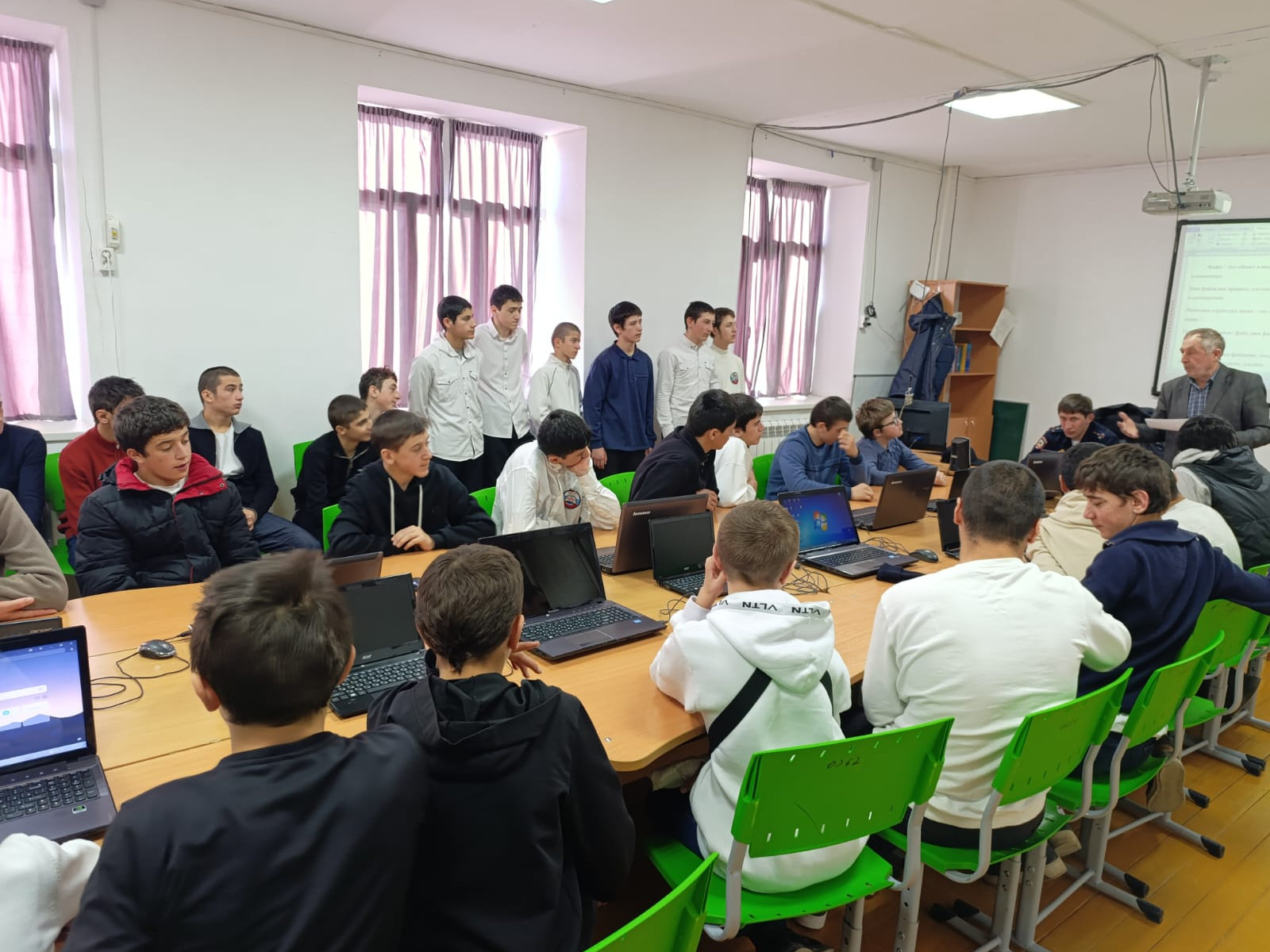 Классные часы "Профилактика деструктивного поведения среди несовершеннолетних"
