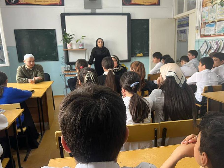 Встреча учащихся с представителем отдела Просвещения.