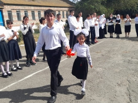 Прошла торжественная линейка, посвященная Дню Знаний! Прошла торжественная линейка, посвященная Дню Знаний!