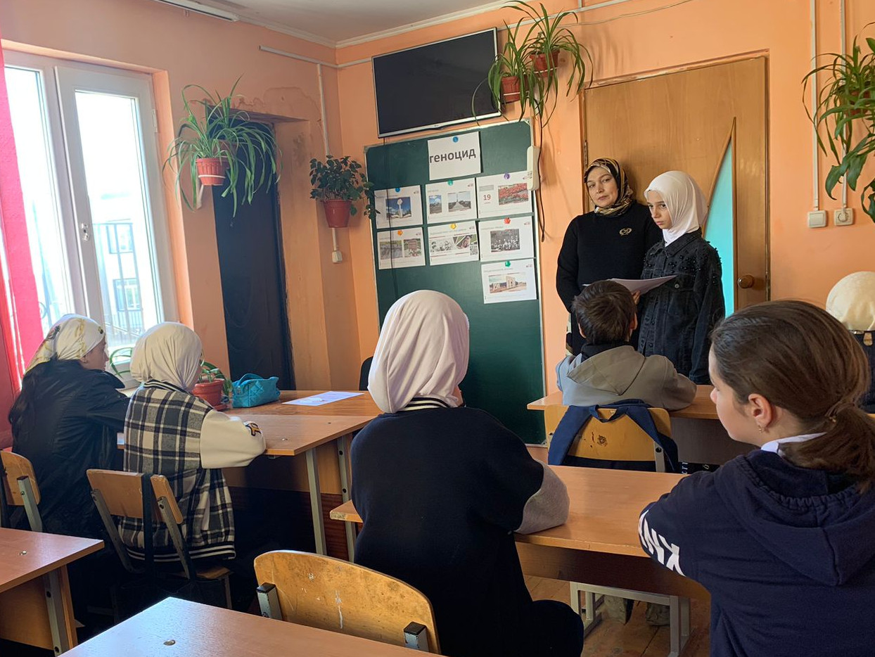 Разговоры о важном на тему:" День памяти о геноциде советского народа нацистами и их пособниками" Разговоры о важном на тему:" День памяти о геноциде советского народа нацистами и их пособниками"