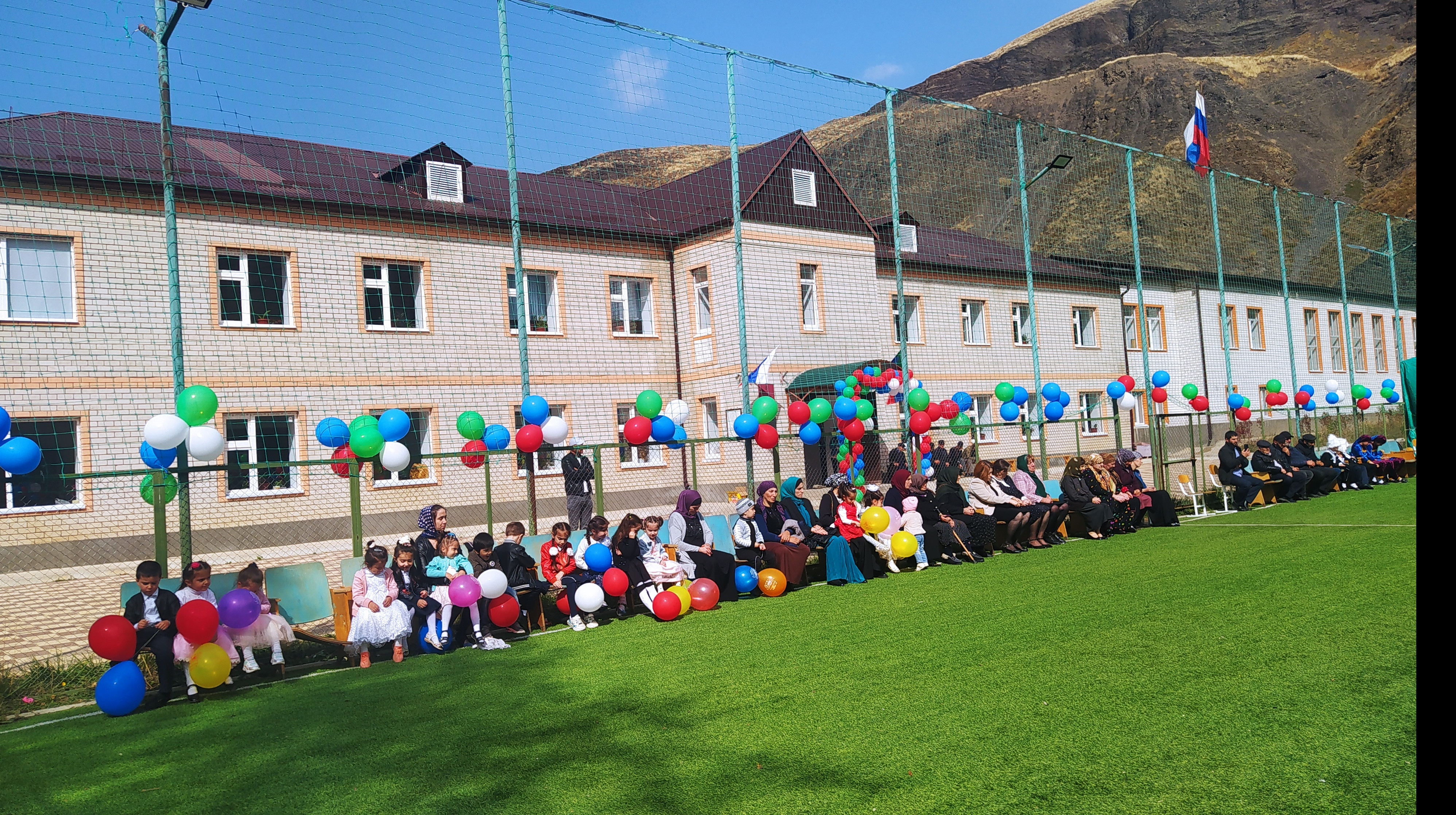 НАША ШКОЛА ЛУЧШЕ ВСЕХ!