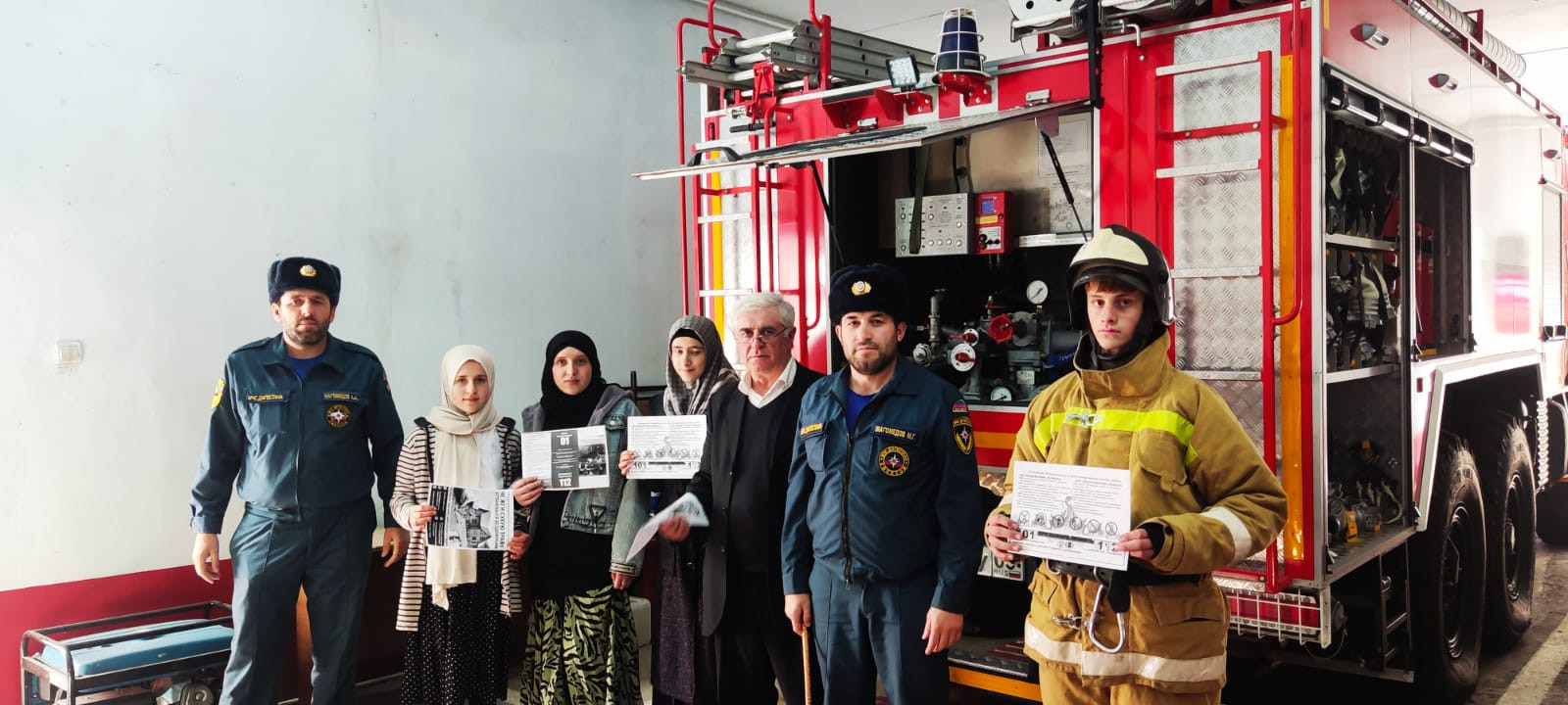 Урок-мужества "Спасатель -профессия героическая"