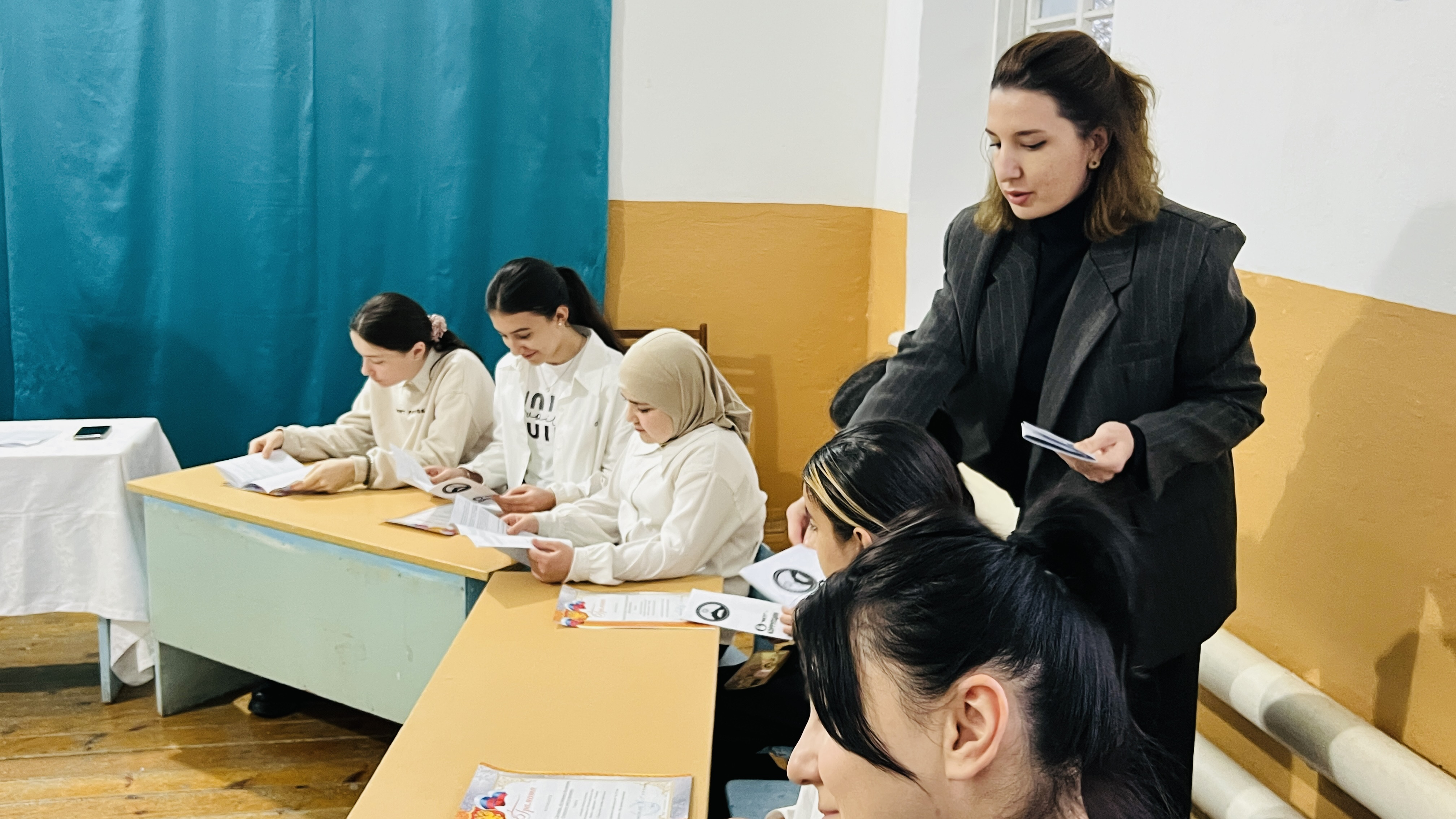 Круглый стол «Будущее без коррупции» Круглый стол «Будущее без коррупции»