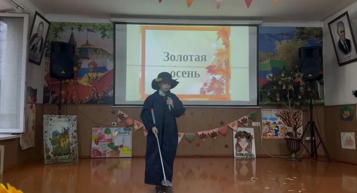 Галерея школьного театра