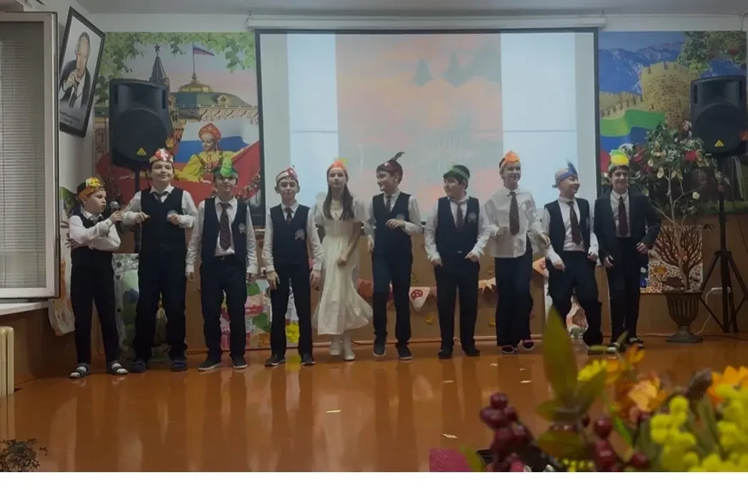 Галерея школьного театра