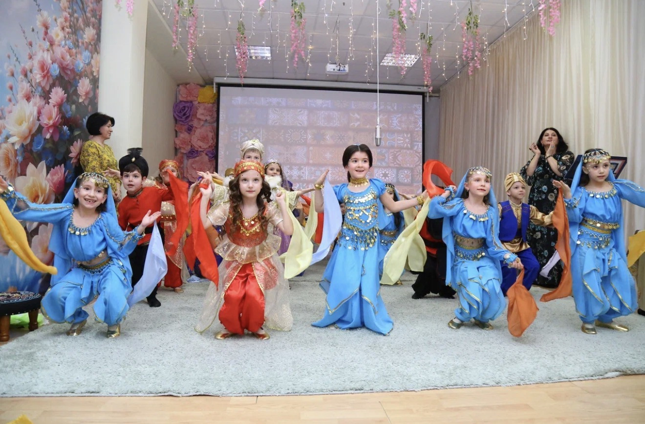 Мероприятие, посвященное международному женскому дню «8 Марта».