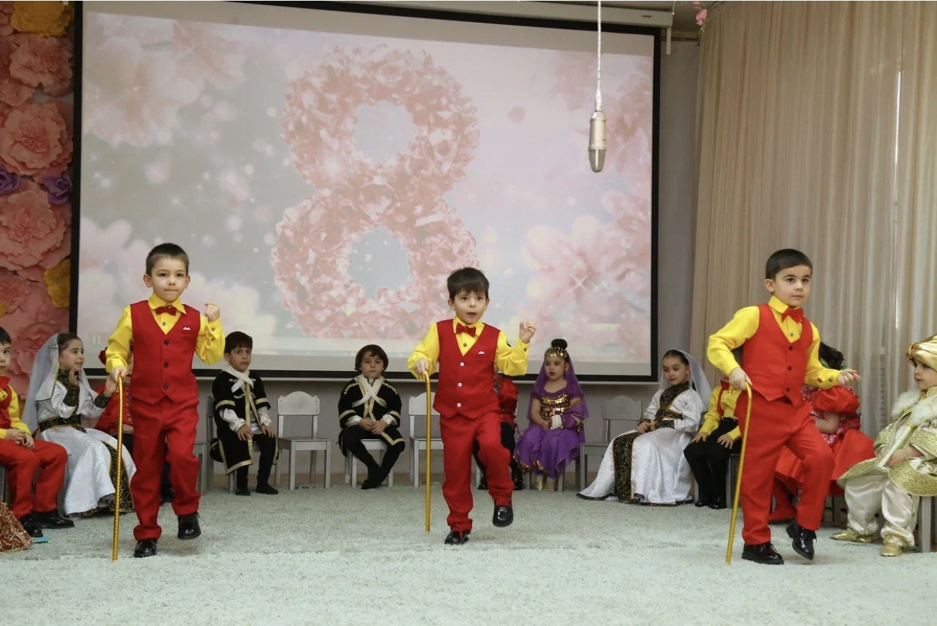 Мероприятие, посвященное международному женскому дню «8 Марта».