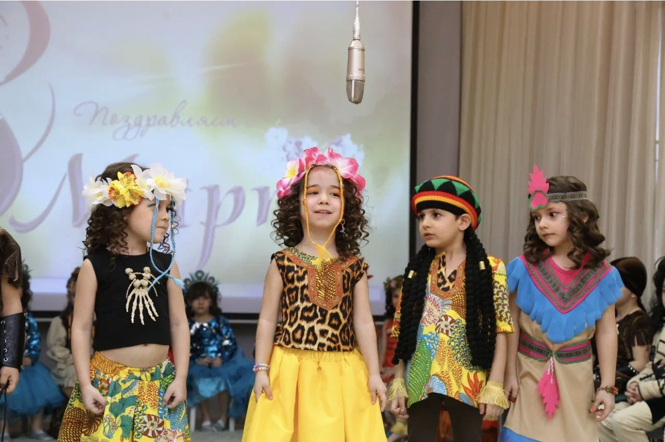 Мероприятие, посвященное международному женскому дню «8 Марта».