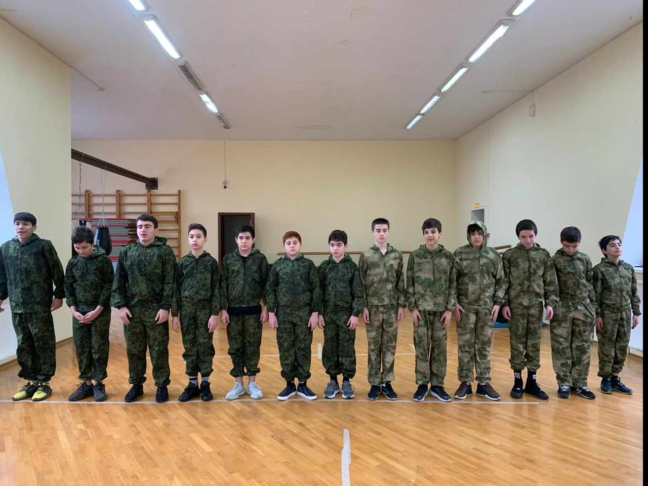 Военно-патриотическуа игра среди учащихся 7 классов. Военно-патриотическуа игра среди учащихся 7 классов.