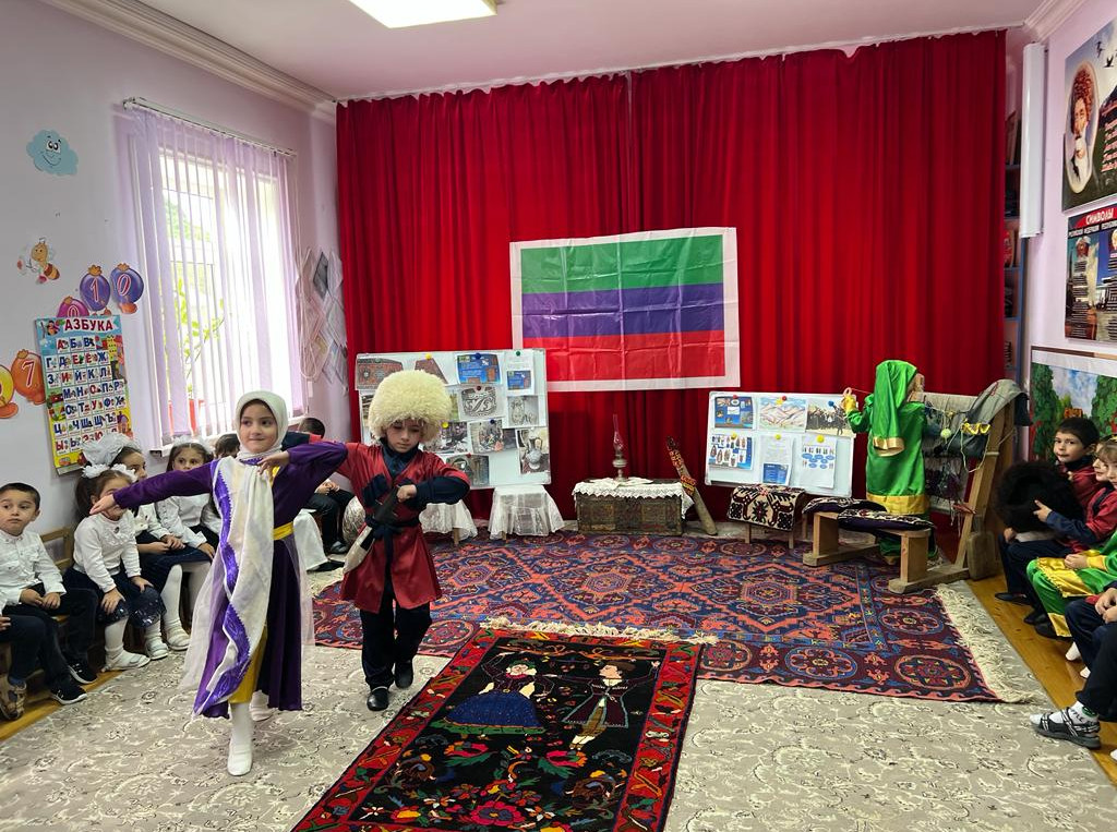 День Единства Народов Дагестана День Единства Народов Дагестана