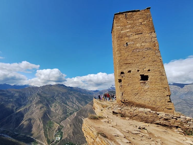 ЭКСКУРСИЯ КОЛЛЕКТИВА В СТРАНУ БАШЕН