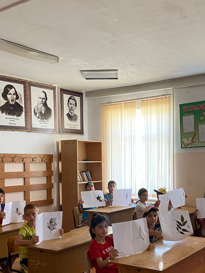 Провели урок биологии по теме: " Многообразие лекарственных растений" Провели урок биологии по теме: " Многообразие лекарственных растений"