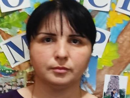 Я знаю, что я не напрасно тружусь! Ведь я - воспитатель и этим горжусь! Я знаю, что я не напрасно тружусь! Ведь я - воспитатель и этим горжусь!