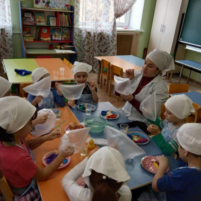 Конспект занятия по опытно-экспериментальной деятельности в старшей группе в рамках проекта дни недели "Мир науки глазами детей"