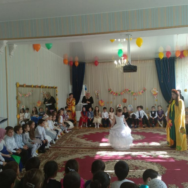 Подготовительная к школе группа Б "СМАЙЛИКИ"