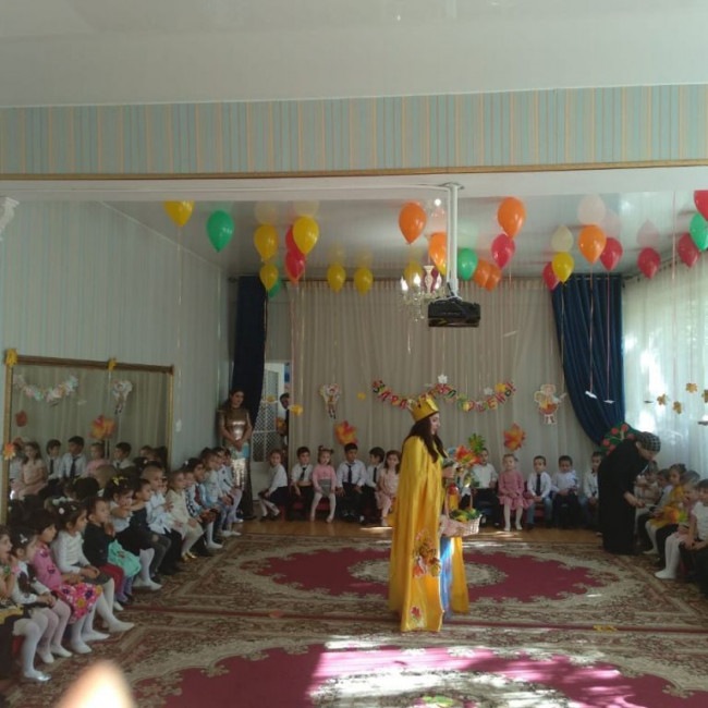 Старшая группа А "РОМАШКИ"