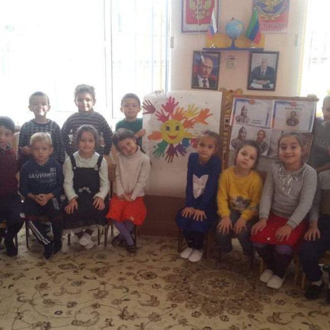 Подготовительная к школе группа Б "СМАЙЛИКИ"