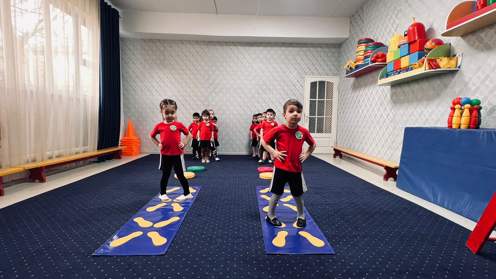 Физкультурное занятие во 2 младшей группе