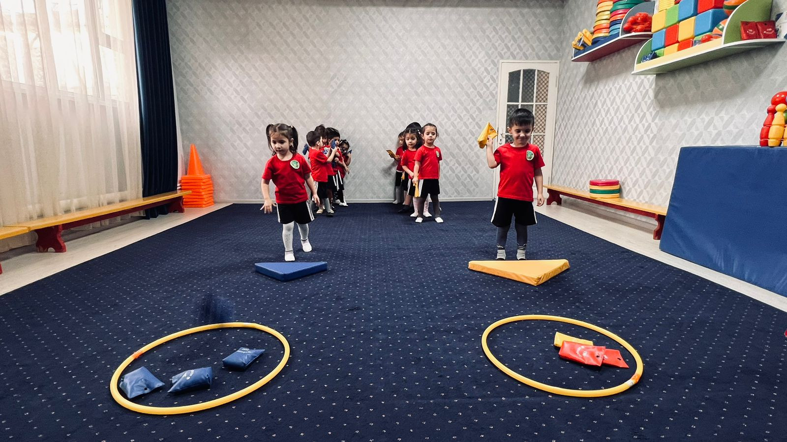 Физкультурное занятие во 2 младшей группе.