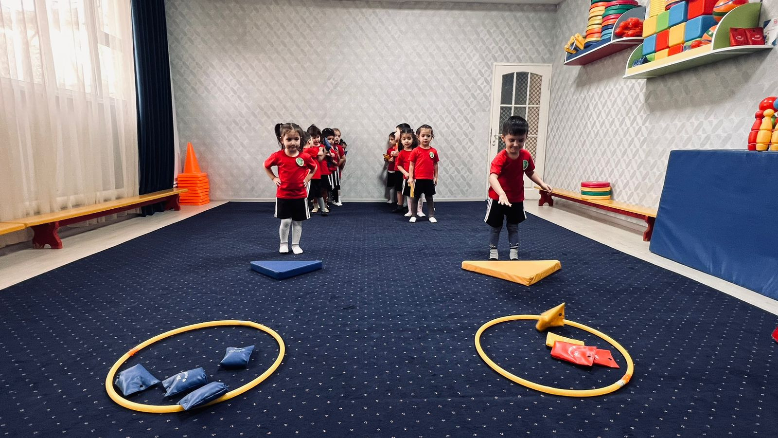 Физкультурное занятие во 2 младшей группе.