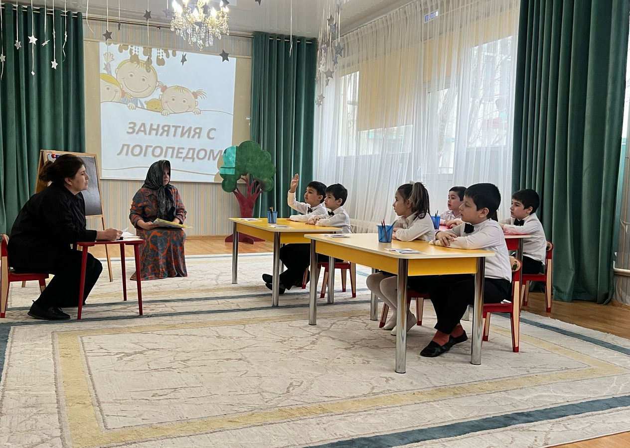 Сегодня учитель-логопед Шабанова Л.Р. провела открытое занятие "День рождение звука Р" Сегодня учитель-логопед Шабанова Л.Р. провела открытое занятие "День рождение звука Р"