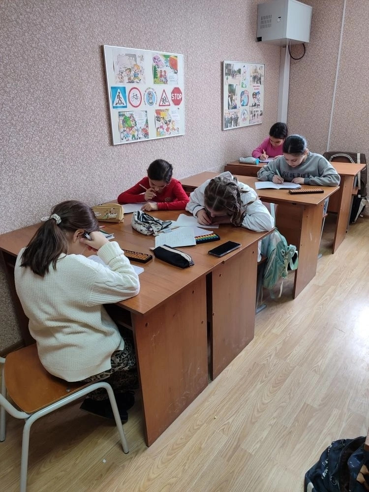 24.02.2026 г. Правило : +5 , -5, помощь десятки 24.02.2026 г. Правило : +5 , -5, помощь десятки