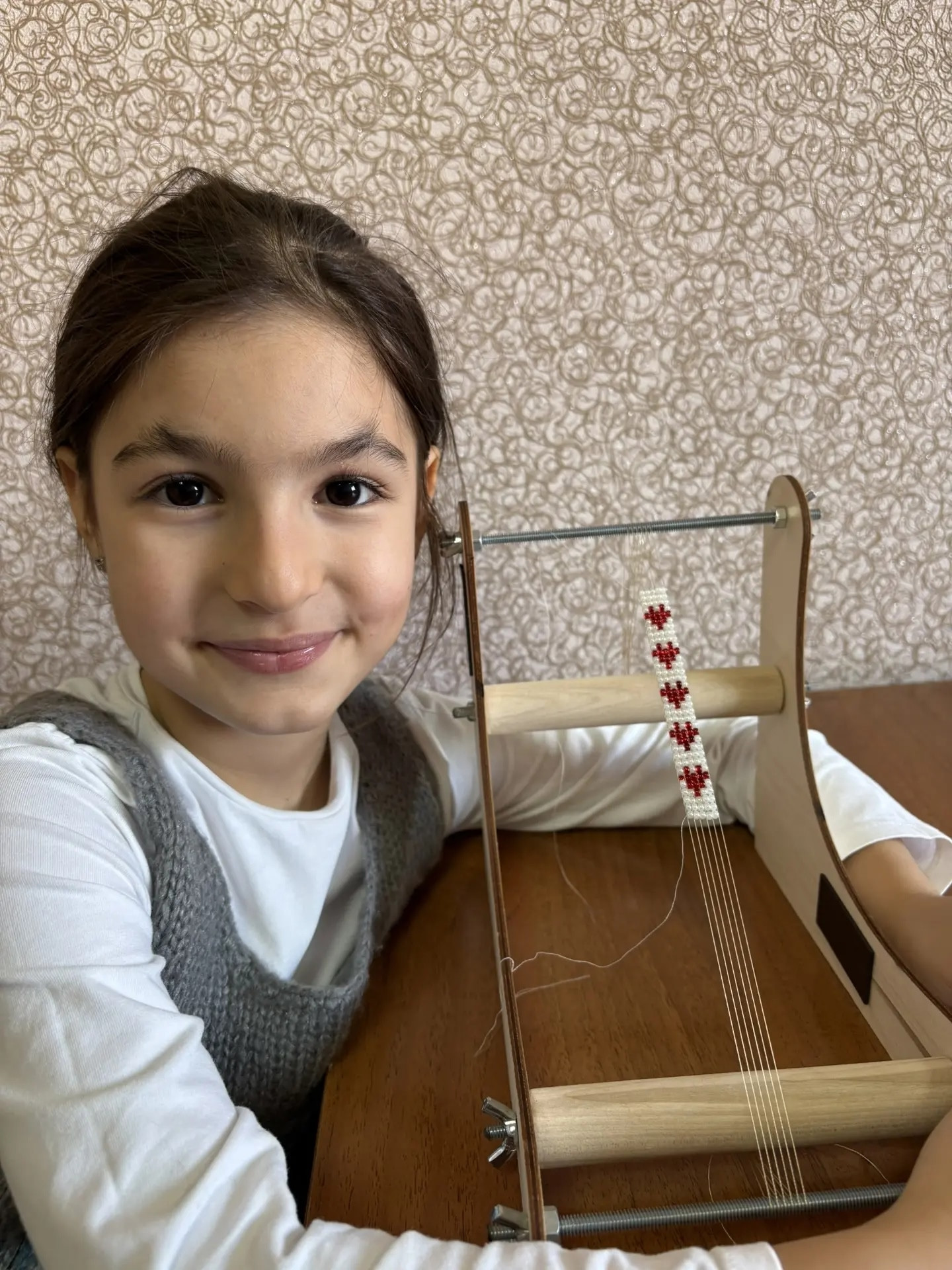 13.02.2026 г. Плетение фенечек из бисера на станке