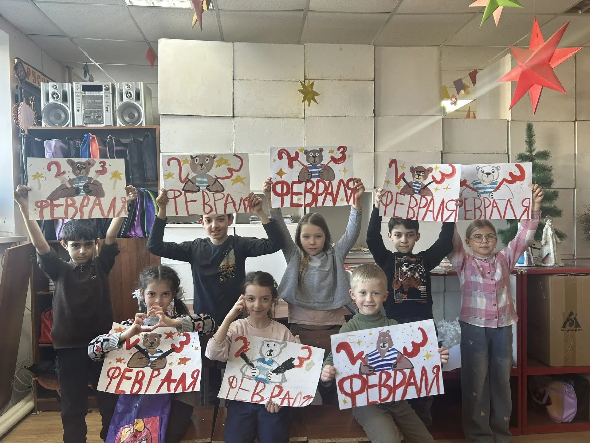 23.02.2026 г. Рисунки ко Дню защитника Отечества. 23.02.2026 г. Рисунки ко Дню защитника Отечества.