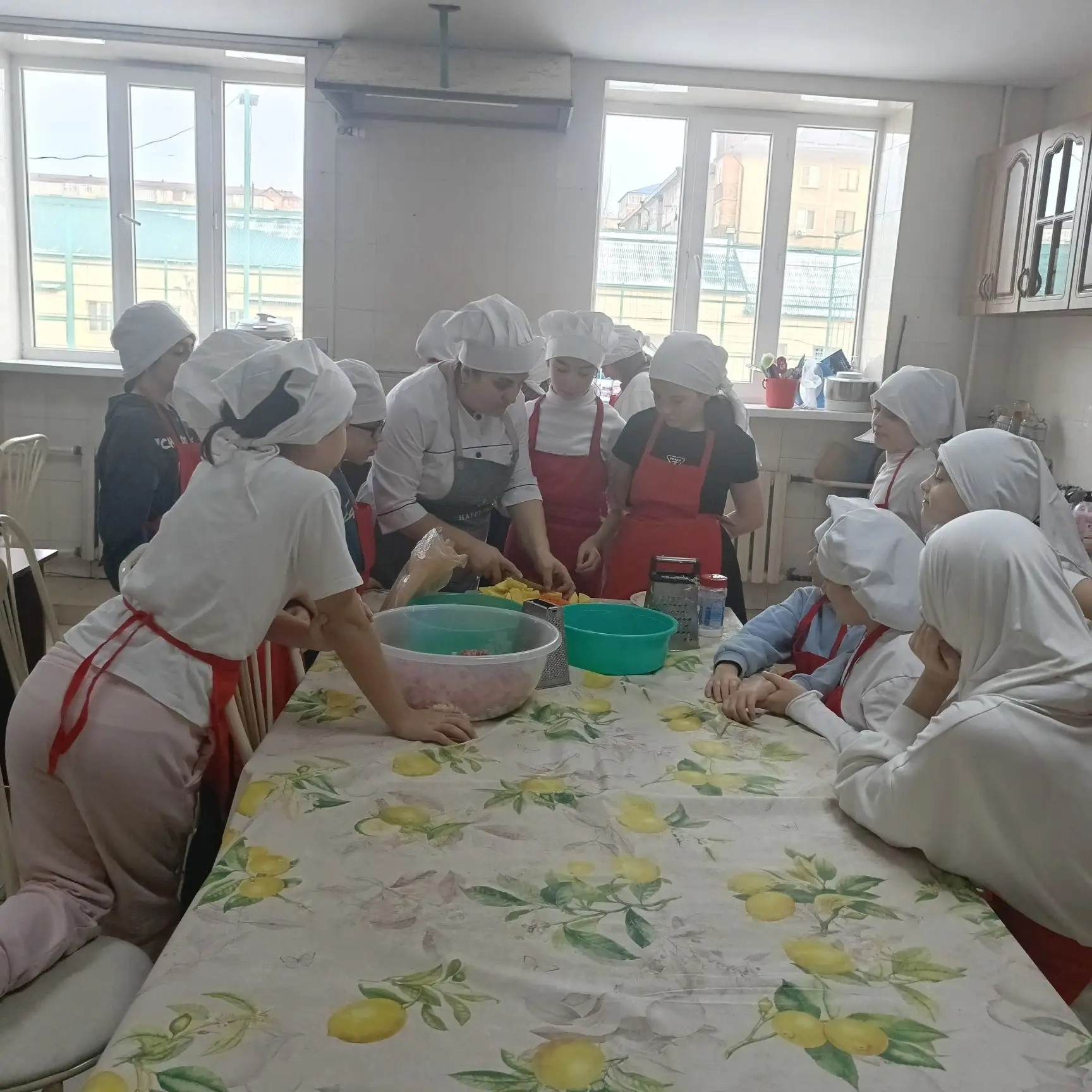 21.01.2026 г. «Ёжики» из мясного фарша, на овощной подушечке.